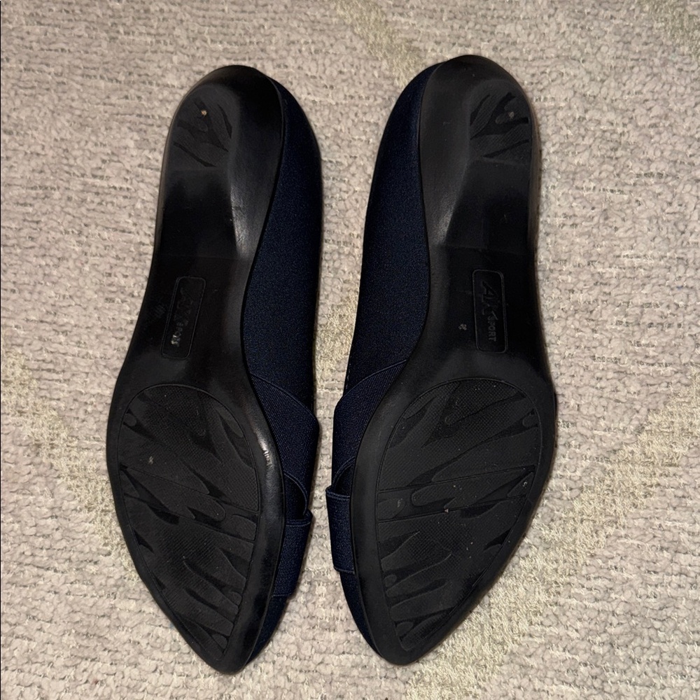 AK Sport Flats Bundle | Black & Navy | Women’s 6 - Picture 7 of 14